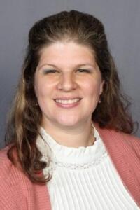 Headshot of Rosalynn Quinones-Fernandez