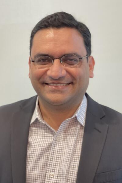 Headshot of Vivek Sharma